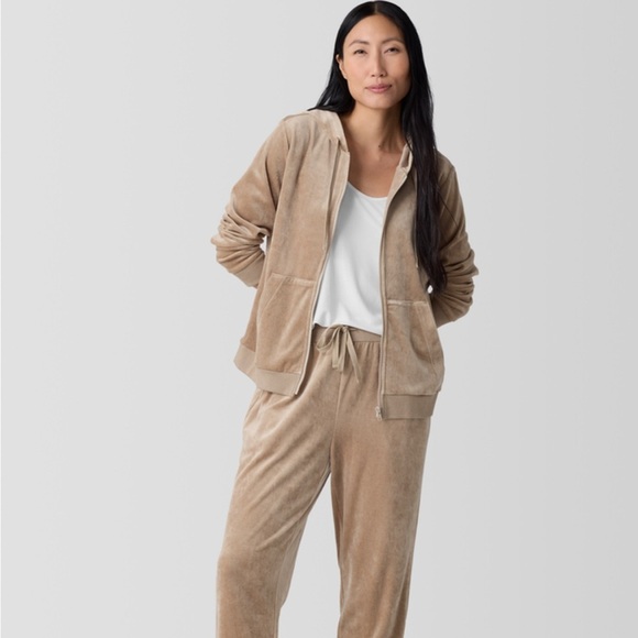 Eileen Fisher NWOT Large Cozy Velour Knit Hooded Jacket in Biscuit - Picture 3 of 10
